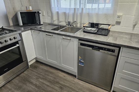 3-Bedroom House kitchen dishwasher